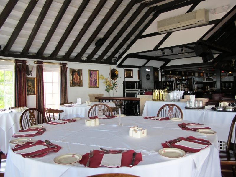 Day5 - 56 Henry VIII Resturant 19-Jan-2010